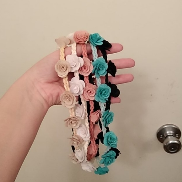 Accessories - Lot of beautiful headbands